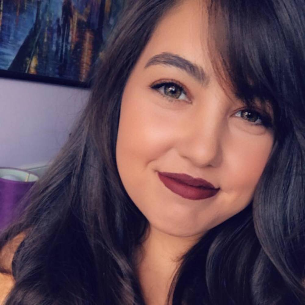 Meet your Posher, Michaela